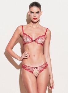 dotty_pop_cherry_crop2_2600x.jpg