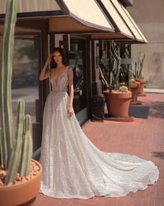 edenaharon_hautecouture_73286537_562616927846048_7389942326715241331_n.jpg