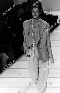 giorgio-armani-fall-1993-t3.jpg