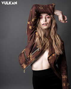 girl01.jpg