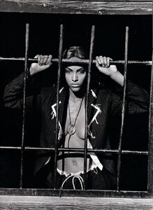 glamour_france_feb_1992_9.thumb.jpg.c75d0bb9d63d67d4bc0b41a1913100a4.jpg