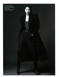 harpers_bazaar_nov19_sherry_wee_khim_jeffrey_yan_2f90762b494a55e7557f6368c92d9d2f0.thumb.jpg.228ed4744f335cf9ce8a59b4bb0312be.jpg