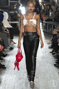 helmut-lang-seen-by-shayne-oliver-ss18-0003-d412d9.thumb.jpg.def58360ceaa58a4de10f7d9508e631d.jpg