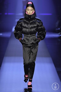 jean-paul-gaultier-caw19-0019-b81629.thumb.jpg.06a7ad714a447786b64da2d6c926469f.jpg