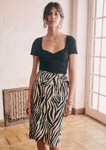 katalina-skirt-zebra-qsokwg1ucz81xztdx8vn.jpg