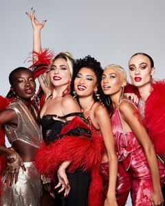 lady-gaga-photoshoot-for-haus-laboratories-2019-1.jpg