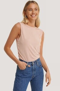nakd_deep_v-back_modal_top_1018-005666-0802_02a.jpg