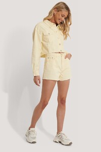 nakd_organic_cotton_colored_denim_jacket_1660-000037-0024_04c_r.jpg