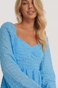 nakd_structured_balloon_sleeve_mini_dress_1014-000944-9097_04g.jpg