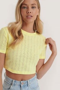 nakd_structured_cropped_tee_ribbed_tee_1018-005341-0024_01a.jpg