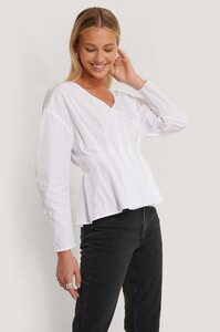 nakd_waist_detail_blouse-1635-000054-0260_01a.thumb.jpg.ccade790fa116e780e71beb3f6ac59cc.jpg