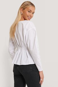 nakd_waist_detail_blouse-1635-000054-0260_02b.thumb.jpg.a26706421392909f8ec6477c84fb7e85.jpg