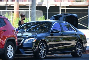 nicole-richie-out-in-los-angeles-05-25-2020-2.jpg