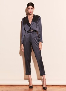 obsidian_tapered_pant3_3563b024-6c6c-4686-b5fd-ea05ed361fca_2600x.jpg
