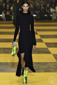 off-white-aw19-0038-5032aa.thumb.jpg.11bce15632f6cb5388629c596bee4cb2.jpg