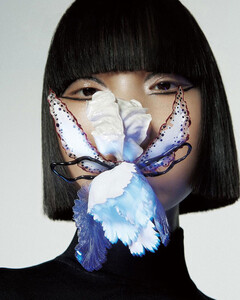 pan-haowen-vogue-china-june-2020-4.thumb.jpg.a171e993955adceca78d20a03c61c045.jpg