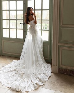 pollardi_fashion_group_96728117_246719846577810_1965992376914127477_n.jpg