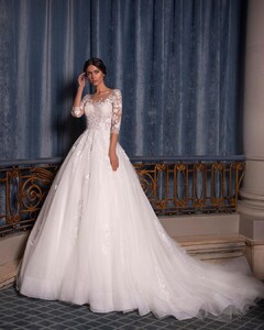 pronovias_100936654_1538723912968805_3145951969296755719_n.jpg