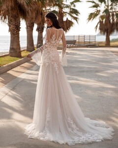 pronovias_97222691_293208511688431_2706949061843754371_n.jpg