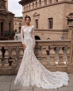 pronovias_98096823_1181283258904940_7878827158425421233_n.jpg