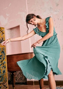 rachelle-dress-sage-dojxtcggc8vemkiakefa.jpg
