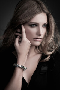 rhomberg-model-contest-angeline_suppiger.thumb.jpg.ae5331f1e2f0ae790b6048b2a713161f.jpg