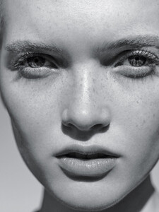 ruth-bell-by-karim-sadli-for-t-magazine-november-2015-4.thumb.jpg.2df5e41e0e4dd5c11ca10fa0415f24bf.jpg