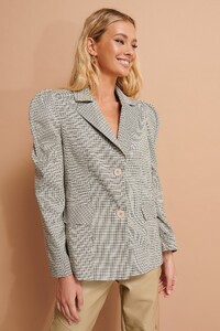 safari_shoulder_detailed_blazer_1018-005296-7733_01a.jpg