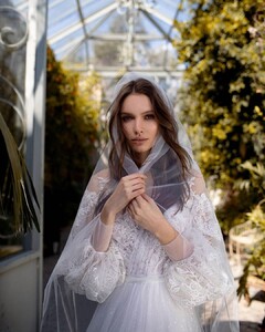 sari_tauber_92546768_233080438050680_2007838199905009813_n.jpg