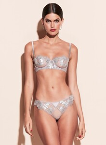 silver_foil_balconette_crop1_272de741-4034-4895-9795-857347d7b7d3_1200x.jpg