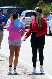 sofia-richie-out-in-malibu-05-20-2020-16.jpg
