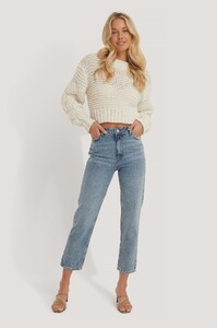 trendyol_high_waist_mom_jeans_1494-003141-0194_01c_r2.jpg