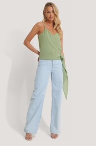 trendyol_milla_knot_blouse_1494-003258-0022_03c.jpg