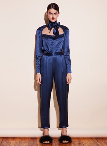 tuxedo_pant_indigo_full1_773bf15f-de75-44a7-b061-e03d93d499df_2600x.jpg
