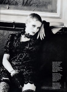 uk_elle_jan_1994_13.thumb.jpg.bfdbe4bfa0bf77fdf06a90a983f63f60.jpg