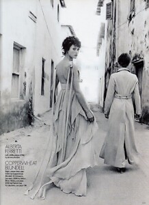 uk_elle_june_1994_25.thumb.jpg.1b569d79274cea4851c468a5b36bc562.jpg