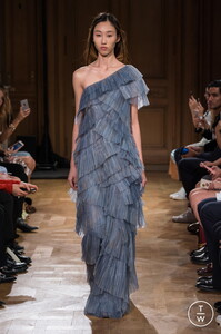 vionnet-ss17-0019-9b28a1.thumb.jpg.68bde87ce8e0988d5c912d4379af4807.jpg