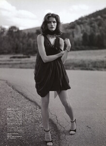 vogue-jp-oct-2004-5-sw-eet-seduction-007.jpg