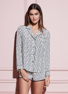 web_181119_FLEURDUMAL_SHOT_12_1362_2600x.jpg