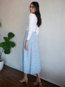 zoe-skirt-azzurro-3.jpg