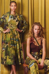 00001-OSCAR-DE-LA-RENTA-Pre-Fall-20.jpg
