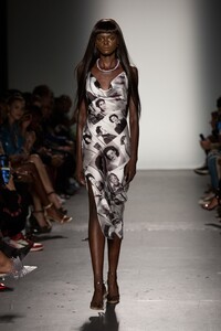 00001-laquan-smith-spring-2019-ready-to-wear.thumb.jpg.1dacb9cdb406808aea1c1cb901d15add.jpg