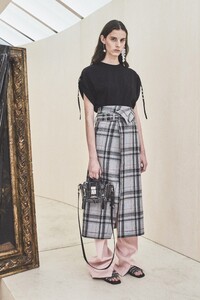 00006-3-1-phillip-lim-new-york-pre-fall-19.thumb.jpg.05c509a3b5b0e8a6868d3728091ad01d.jpg