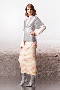 00009-Paco-Rabanne-Pre-Fall-19-credit-Theo-Sion.thumb.jpg.ad9a748e33eac5c67afcd924b7ec06ab.jpg