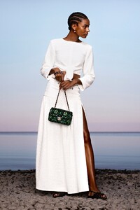00025-Chanel-Resort-2021.thumb.jpg.73ca6def77dca259e26635a96754f081.jpg