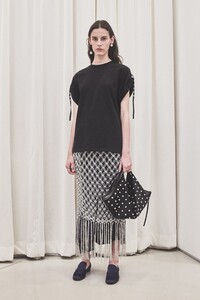 00029-3-1-phillip-lim-new-york-pre-fall-19.thumb.jpg.ad56e583f1eaa454b5986682068e6131.jpg