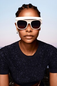 00029-Chanel-Details-Resort-2021.thumb.jpg.7c189e5bfac197f15de76ae7e3588b28.jpg