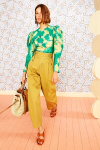 00035-Ulla-Johnson-RESORT-21-Credit-Peter-Stanglmayr.thumb.jpg.e29fed3e2c9787da6907cbbef75ba155.jpg