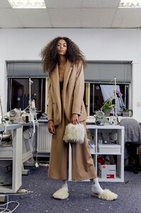 01-Natasha-Zinko-Pre-Fall-18.thumb.jpg.8a6befcd3d7a6548c3ae801e22fccf4a.jpg