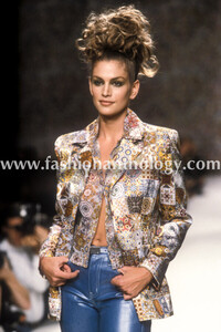 017Cindy_Crawford_Todd_Oldham_ws_1996_.jpg